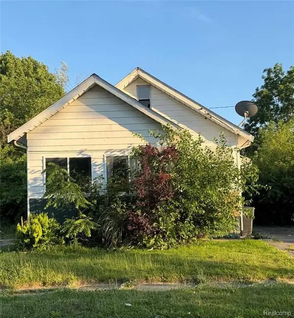766 E Bundy, Flint, MI 48505