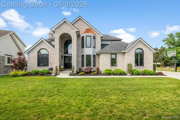 45433 Indian Creek, Canton, MI 48187