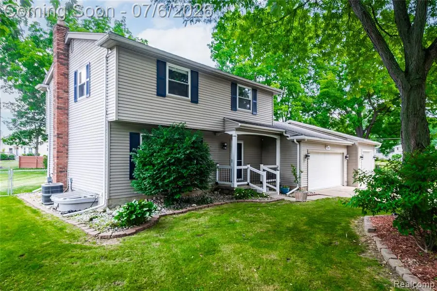 4191 Knollwood, Grand Blanc, MI 48439 - #3