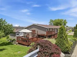 9695 Bloomsbury, Northville, MI 48167 - #1