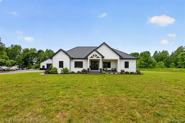 6204 Fish Lake, North Branch, MI 48461