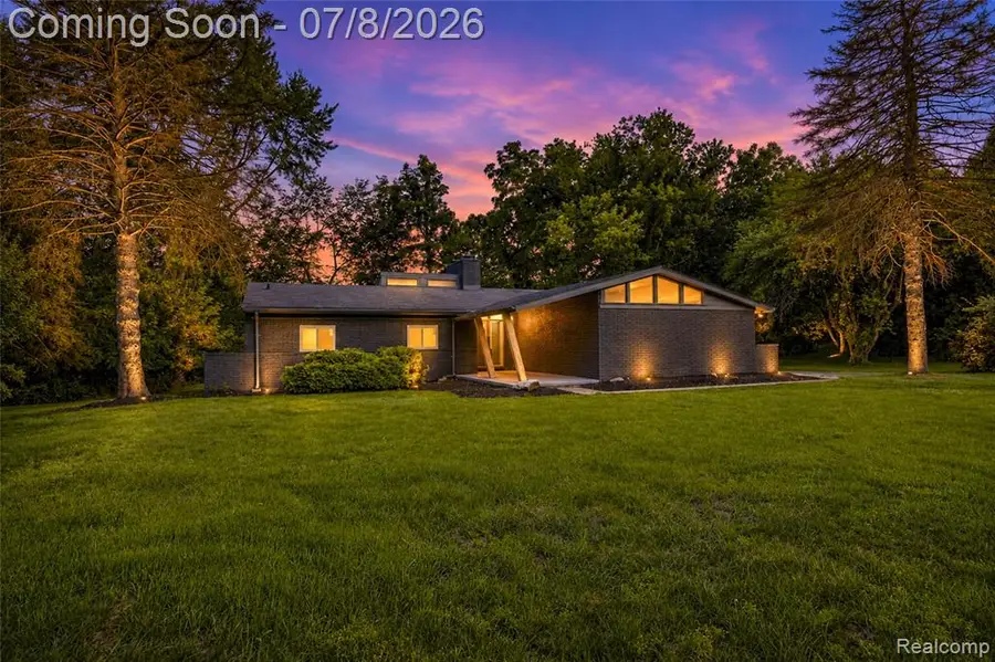 4469 Chamberlain, Bloomfield Hills, MI 48301 - #2