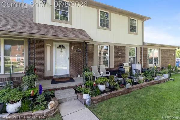 8948 Shawn, Sterling Heights, MI 48312