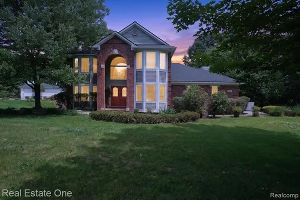 9610 Forest Ridge, Clarkston, MI 48348