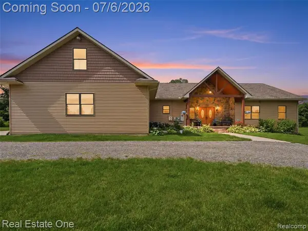 4200 Nelson Scott, Holly, MI 48442
