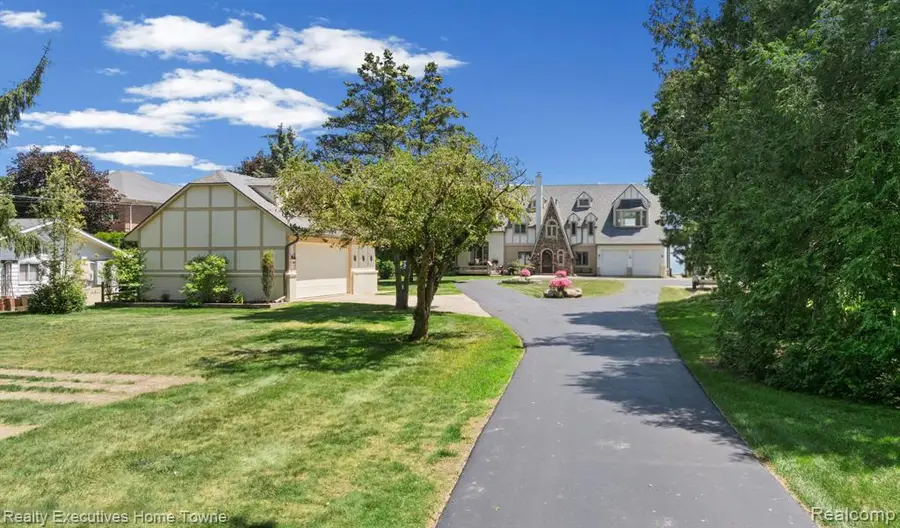 8308 Lakeshore, Burtchville, MI 48059 - #2
