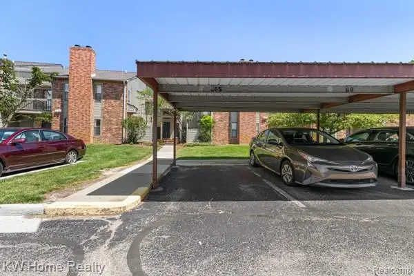 20791 Indian Creek #78, Farmington Hills, MI 48335