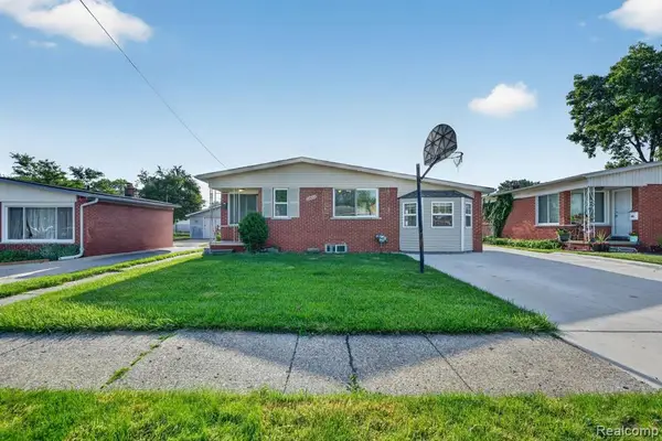 30534 Hennigan, Roseville, MI 48066
