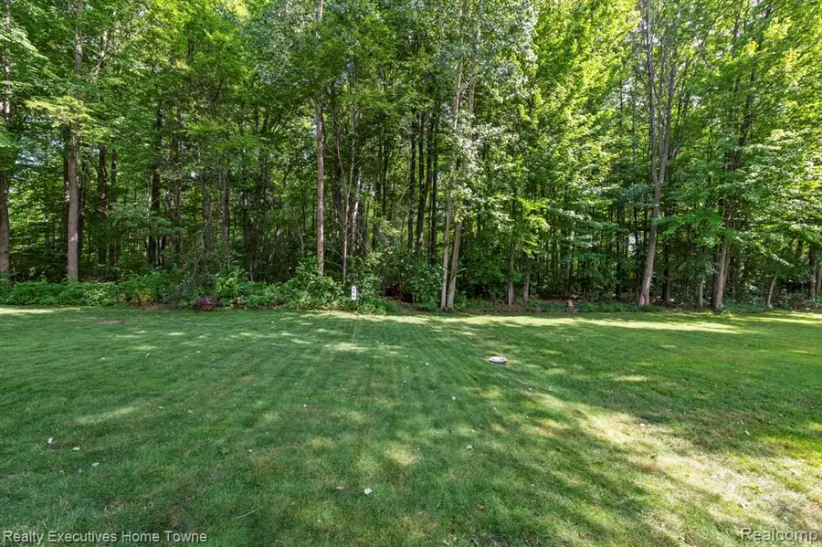 3830 Arlington, Fort Gratiot, MI 48059 - #2