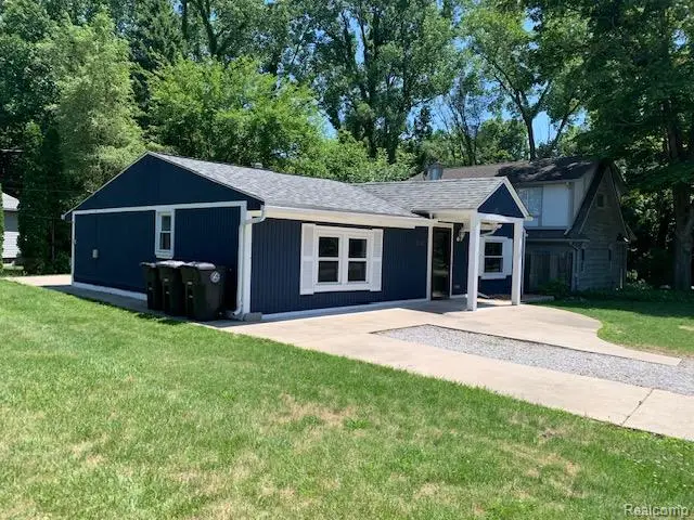 18334 Irving, Livonia, MI 48152 - #2