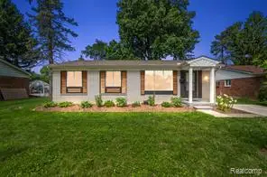 29815 Marshall, Southfield, MI 48076