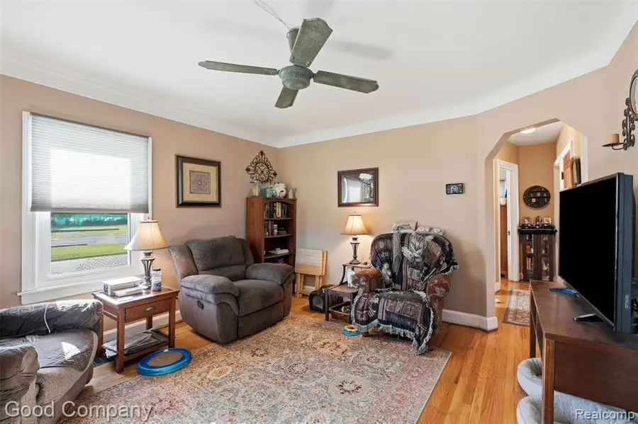 4415 Auburn, Shelby, MI 48317 - #2