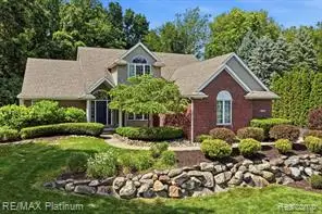 9159 Toddsway, Brighton, MI 48114