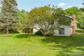 2344 Rochester, Leonard, MI 48367 - #2