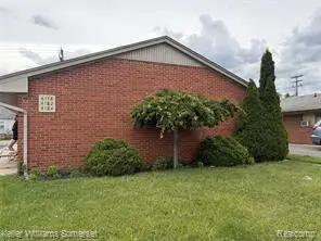 4186 Drouillard, Lincoln Park, MI 48146 - #3