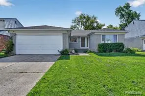 27066 Sutherland, Southfield, MI 48076