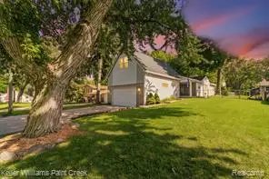 3155 Beaumont, Highland, MI 48356