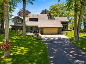 3752 Hiawatha, National City, MI 48748