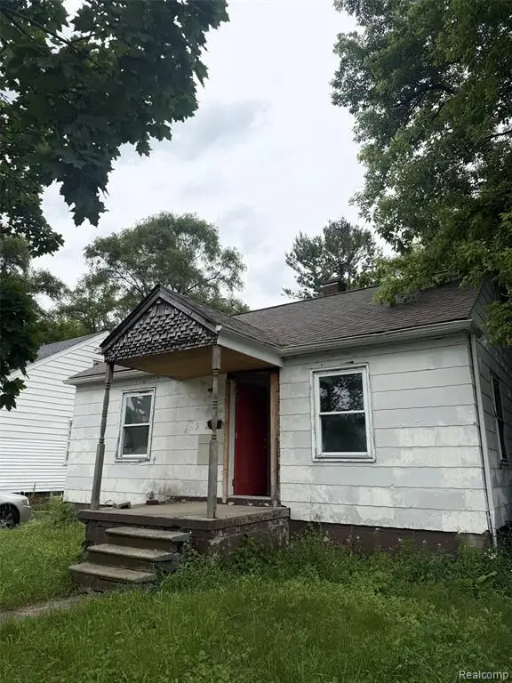 9536 Plainview, Detroit, MI 48228