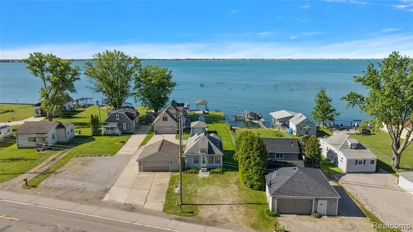 8449 Dixie, Ira, MI 48023