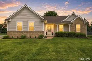 5275 E Maple, Grand Blanc, MI 48439