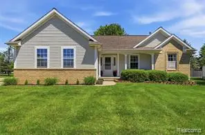 5275 E Maple, Grand Blanc, MI 48439 - #2