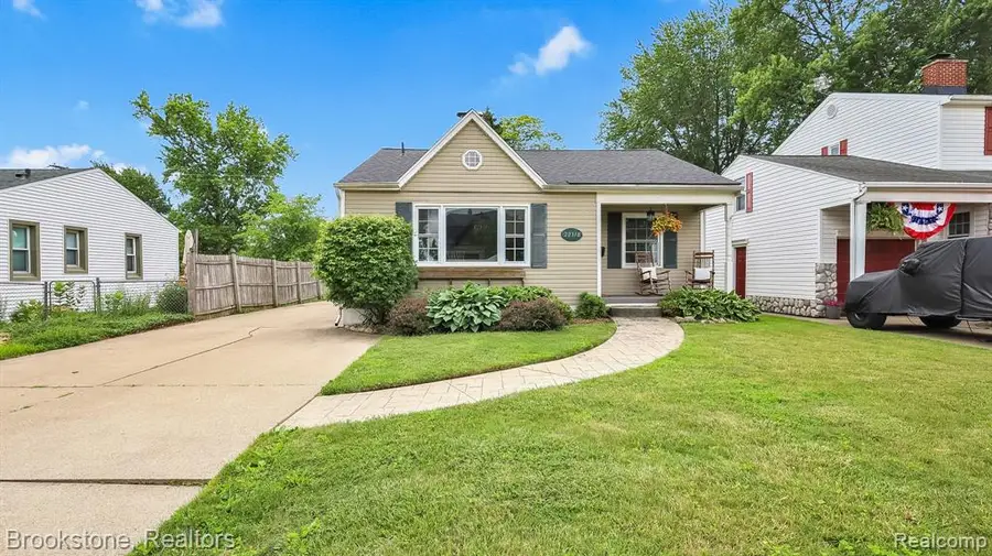 22318 Cedar, Saint Clair Shores, MI 48081 - #3