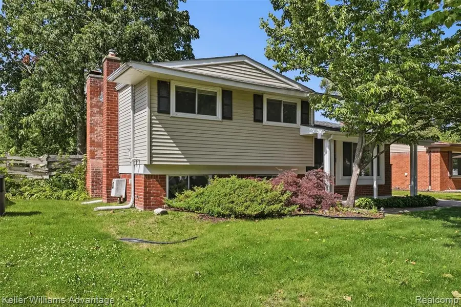35838 Canyon, Westland, MI 48186 - #3