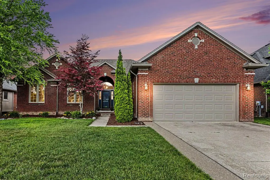 50289 Nantwich, Macomb, MI 48044 - #1