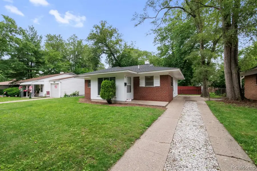 21920 Morton, Oak Park, MI 48237 - #2