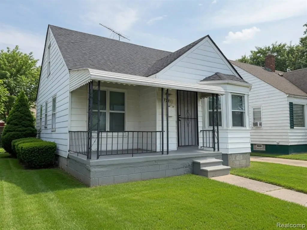 7286 Faust, Detroit, MI 48228 - #1
