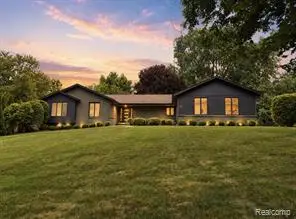 756 Great Oaks, Bloomfield Hills, MI 48304 - #1