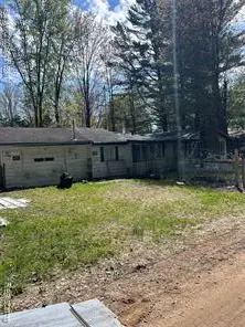 242 Hickory, Gladwin, MI 48624