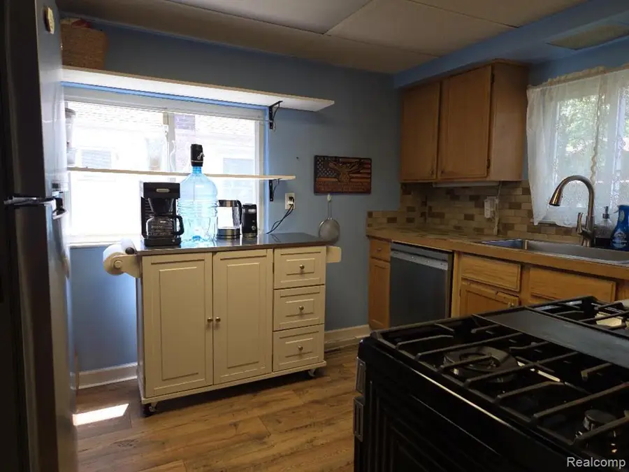 445 Clark, Highland, MI 48357 - #2