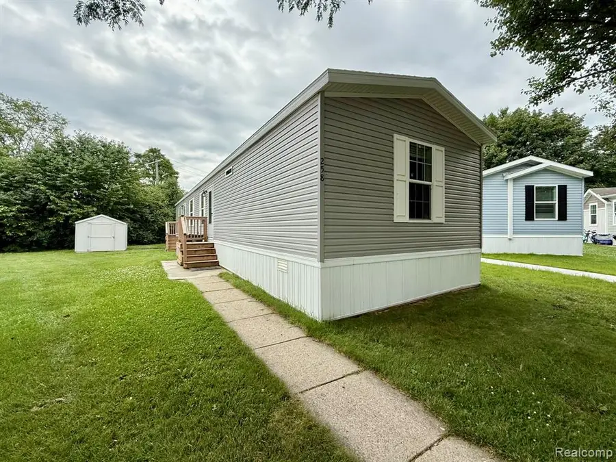 258 Diamond, Whitmore Lake, MI 48189 - #2