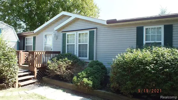 54 Riverview, Erie, MI 48133
