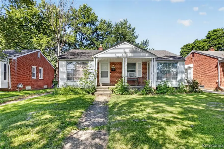 17125 Lennane, Redford, MI 48240 - #3