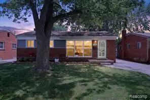 16543 Drake, Southgate, MI 48195