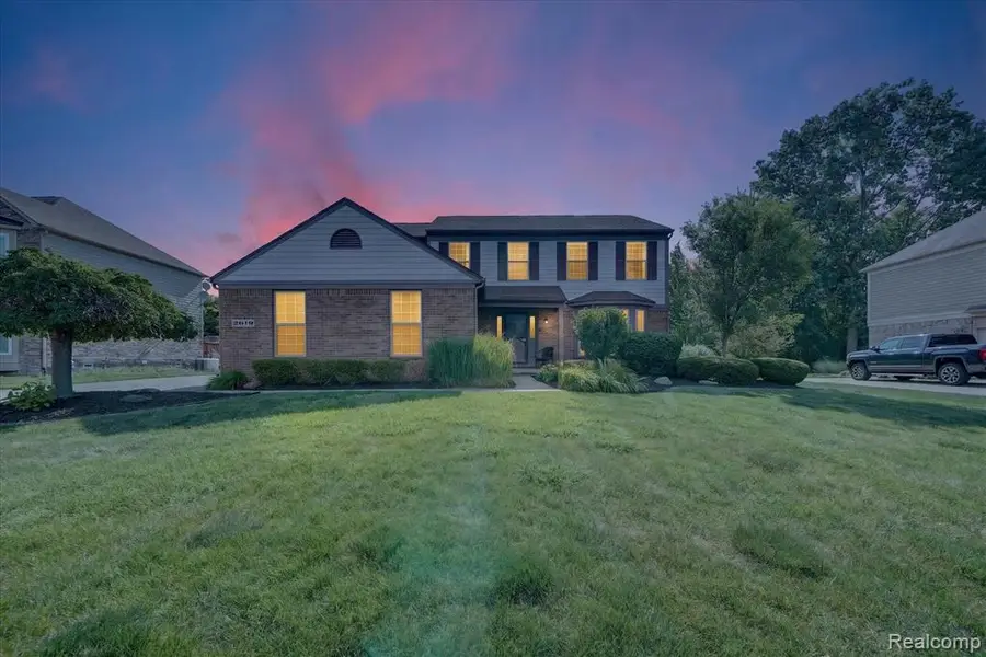 2619 N Woods, Canton, MI 48188 - #2