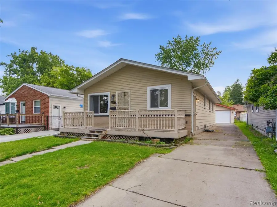 18612 Kinloch, Redford, MI 48240 - #2