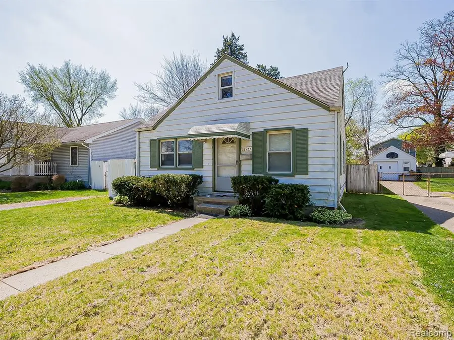 13957 San Jose, Redford, MI 48239 - #2