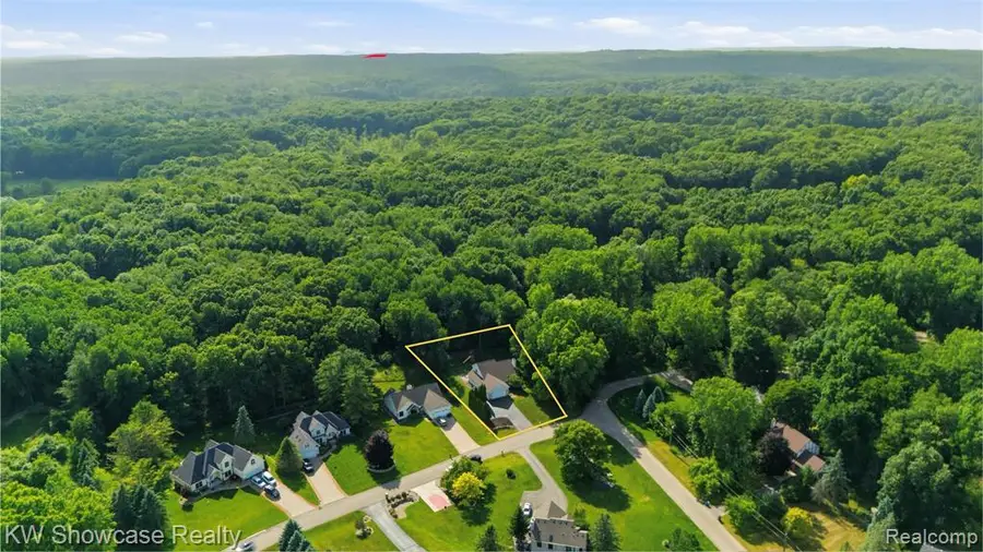 525 Aarons, Ortonville, MI 48462 - #2