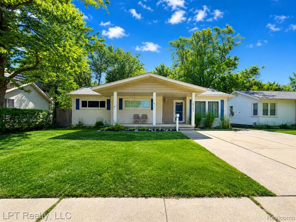 16301 Kennebec, Southgate, MI 48195 - #1