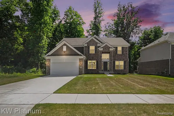 55740 Beacon Shore, Utica, MI 48315