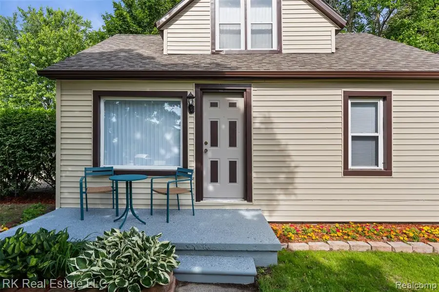 27073 Gilbert Drive, Warren, MI 48093 - #3