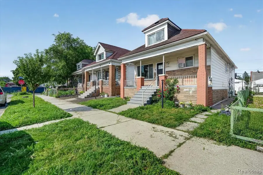 12146 Klinger, Hamtramck, MI 48212 - #3