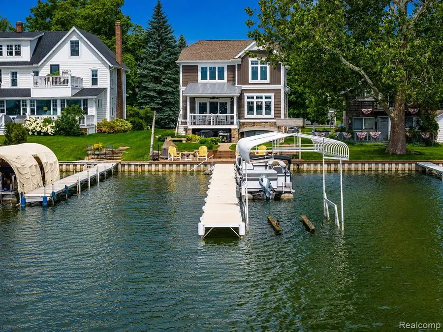 12033 Torrey, Fenton, MI 48430 - #3