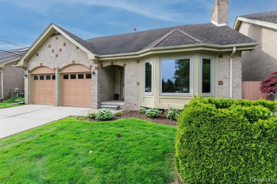 22560 Van, Saint Clair Shores, MI 48081 - #2