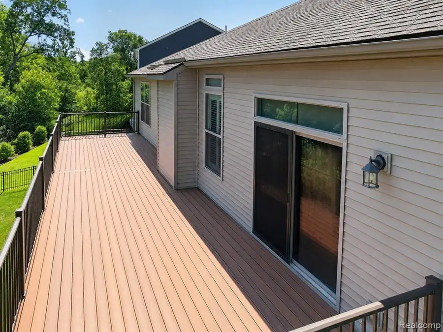 1330 Secretariat, Howell, MI 48843 - #3