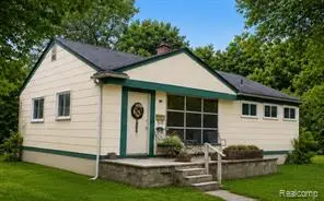 27817 Rosewood, Inkster, MI 48141